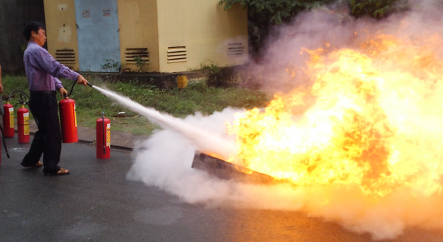 Bình chữa cháy dạng bột ABC 4kg